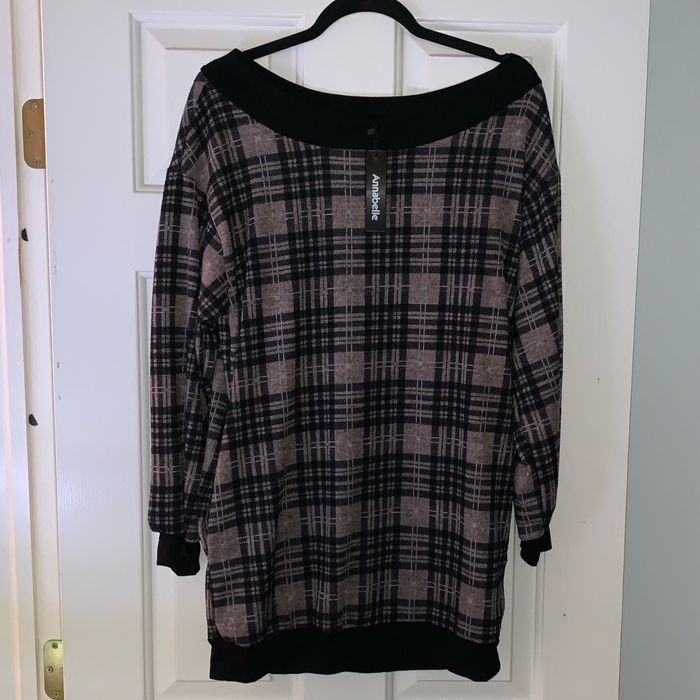 NWT lightweight sweater